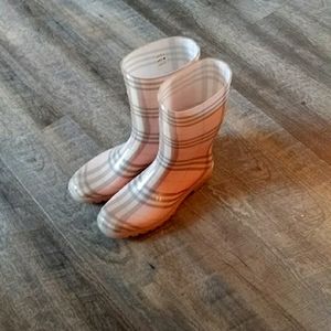 Rainboots